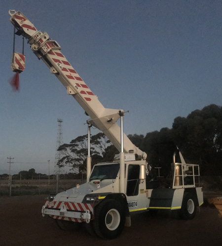 Industrial Cranes Kalgoorlie, Cranes Southern Cross, Lifts for Agriculture Wheatbelt Region, Loading Air Seeder Bar Merredin, Loading Scrap Metal Bin Westonia, Crane Hire Carrabin